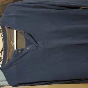 Men's  Shirt size medium